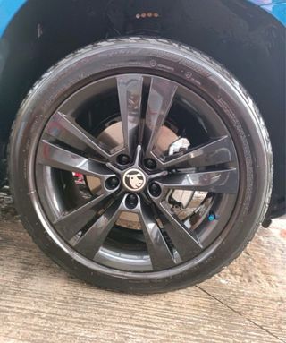 Llantas 5x112 18” Mytikas + Neumáticos Michelin