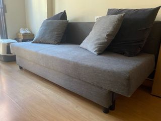 Modelo ÄLVDALEN Sofá cama 3 plazas gris oscuro
