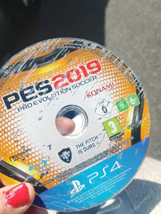 PES 2019 PS4 (Pro Evolution Soccer)