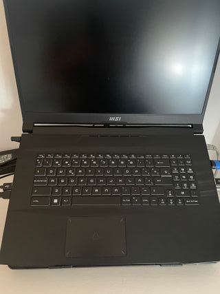 Portátil Gaming MSI 17,3 Negro y Verde