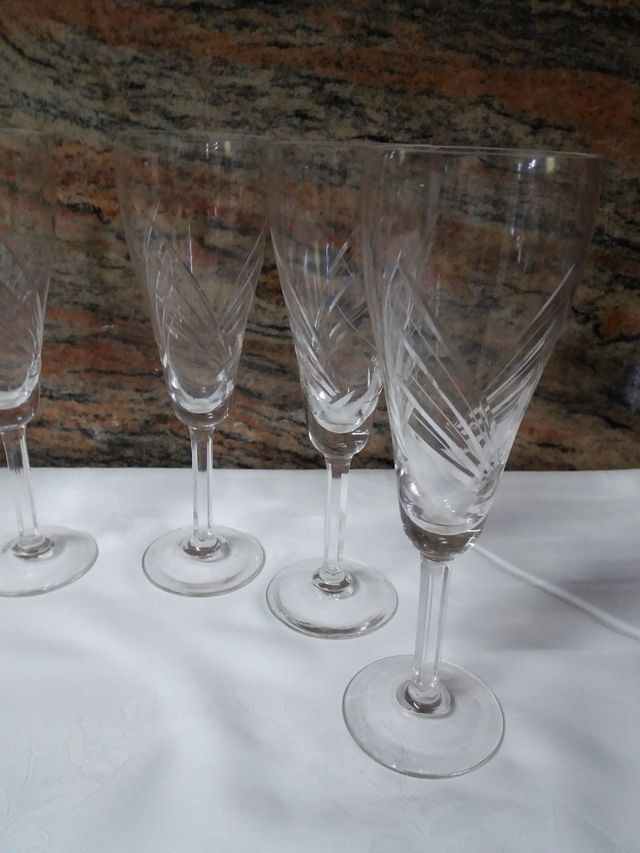 Lote 9 copas de champán de cristal