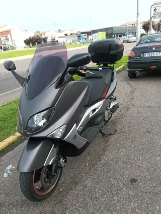 Yamaha TMAX 500 Black Max