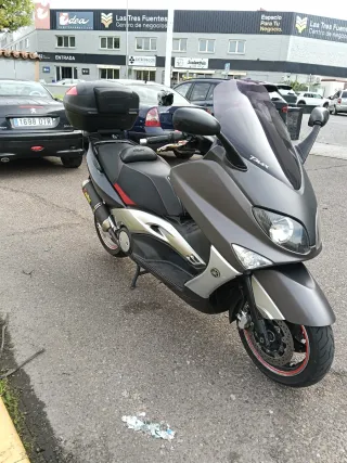 Yamaha TMAX 500 Black Max