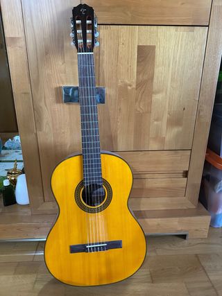 Guitarra Acústica Yamaha