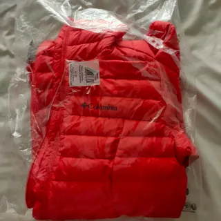 Cazadora plumífero Columbia coral