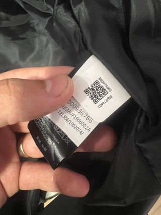 Chaqueta The North Face Negra y Blanca