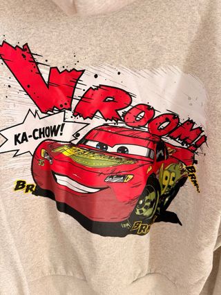 Sudadera Rayo McQueen Bershka Gris