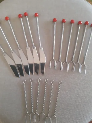 Set Posate Aperitivo Rosse e Argento