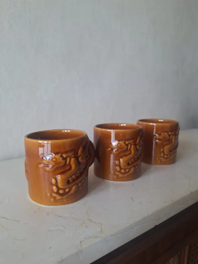 Juego 3 Tazas Cerámica Dragón Marrón