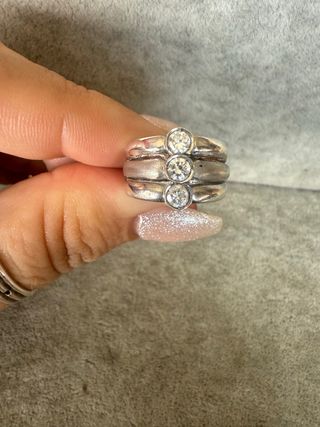 Anillo Plata Ley 925 con 3 Circonitas