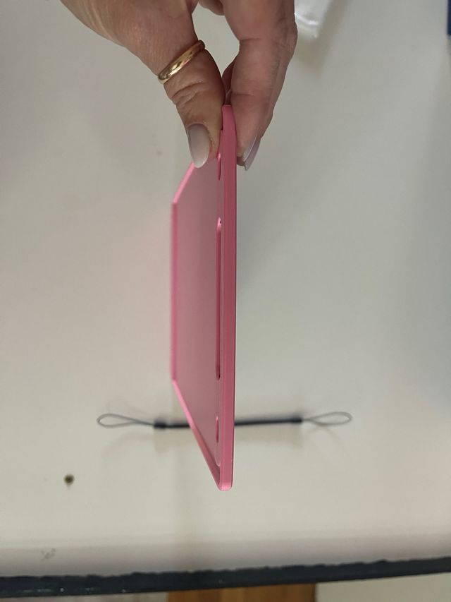 Lavagnetta elettronica rosa con pennino