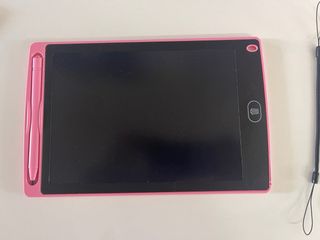 Lavagnetta elettronica rosa con pennino