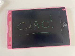 Lavagnetta elettronica rosa con pennino