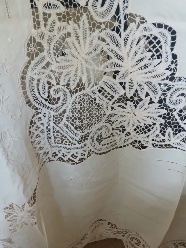 Mantelería fina 12 servicios