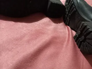 Stivaletti vera pelle con borchiette