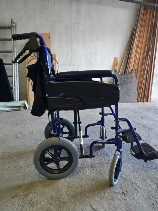 Silla de ruedas plegable Alu Lite