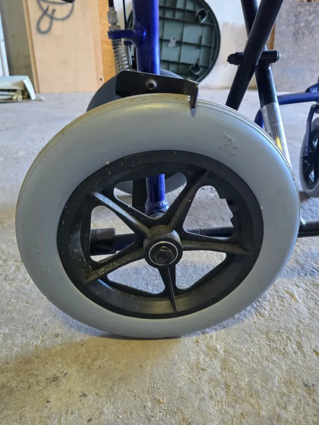 Silla de ruedas plegable Alu Lite