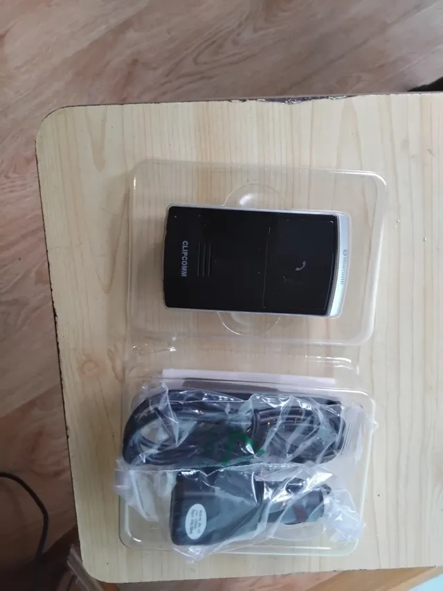 Manos Libres Bluetooth HCC-100A Clarion