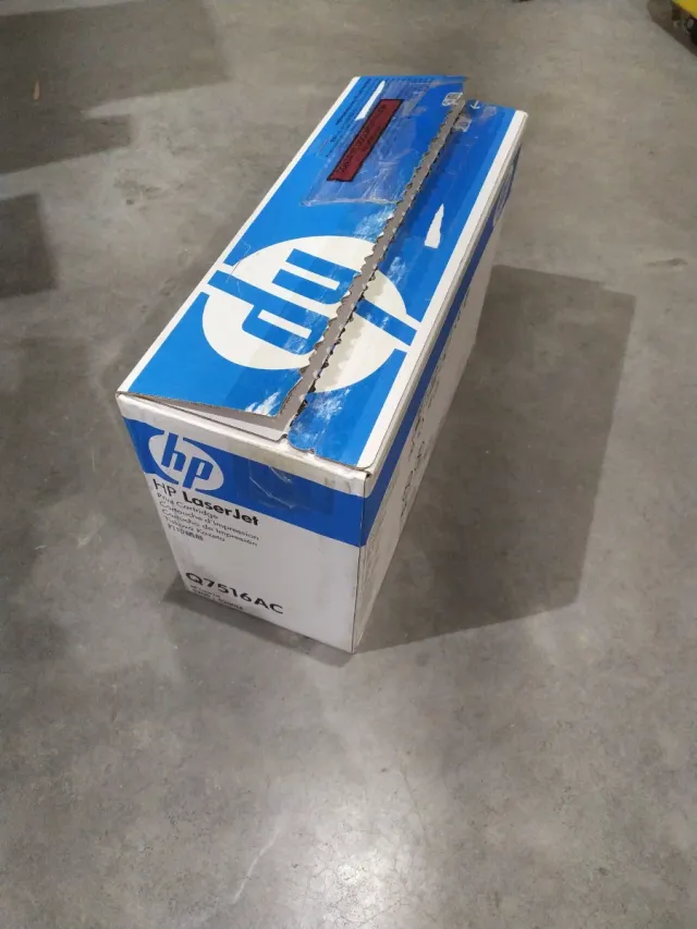 Tóner HP LaserJet Q7516AC