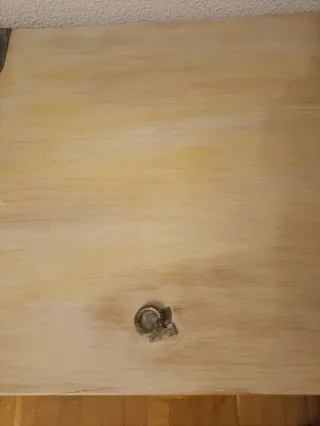 Banco de madera con baúl