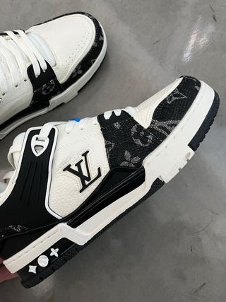 Louis Vuitton Trainer nere bianche