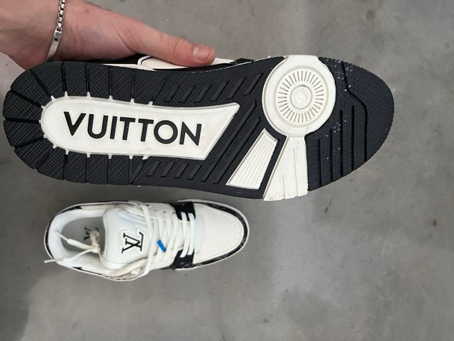 Louis Vuitton Trainer nere bianche