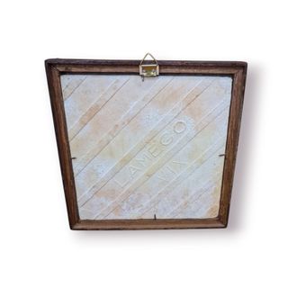 Azulejo Viúva Lamego Lavradeira com moldura