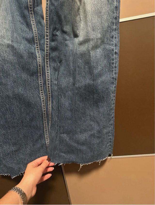 Pantalón vaquero Zara ancho