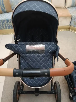 Silla de coche para bebé acolchada