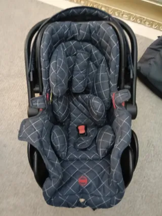 Silla de coche para bebé acolchada