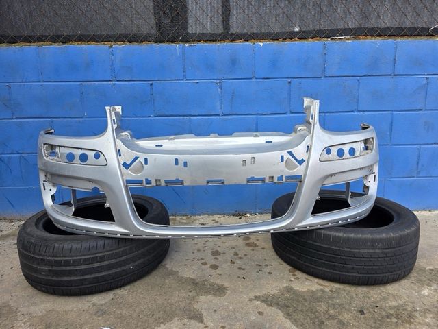 Paragolpes delantero plateado golf MK5 Original