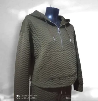 Chándal verde militar acolchado