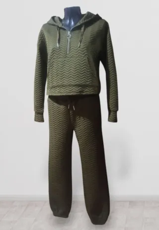 Chándal verde militar acolchado