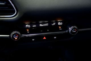 Mazda CX-30   SKYACTIVX 2.0 132 kW Evolution