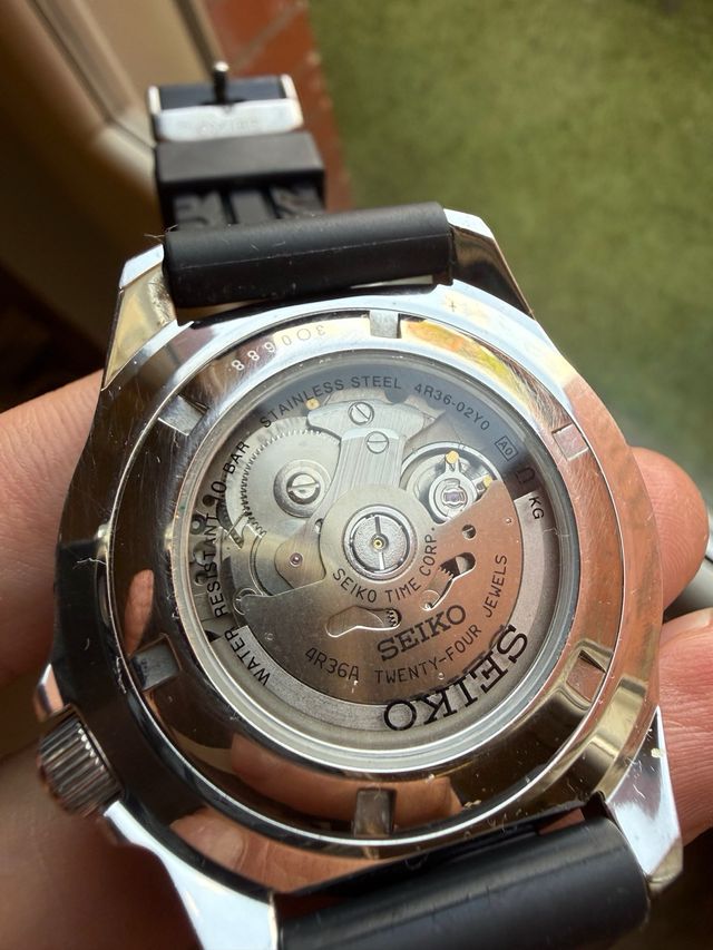 Seiko 5 Sports Naranja Automático 100M