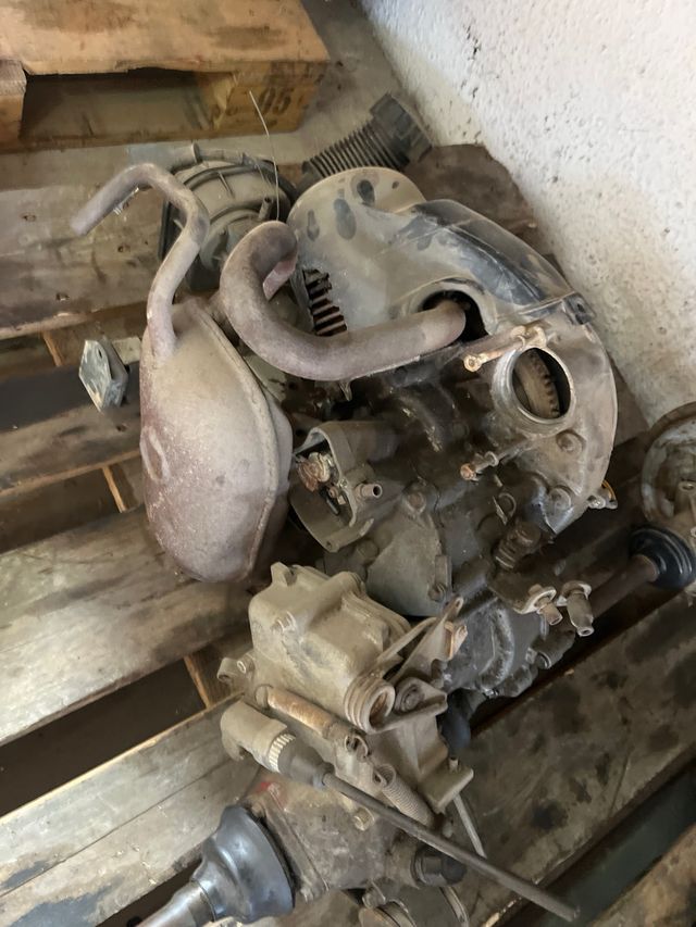 Motor Piaggio Ape 50