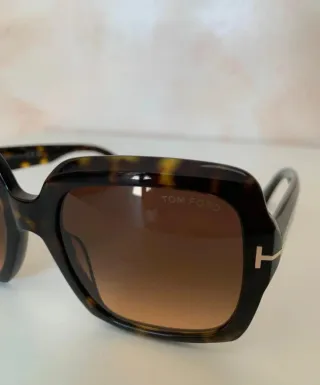 Occhiali Tom Ford Kaya TF1082 da donna