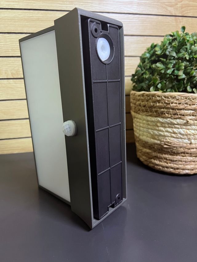 Lámpara pared TRIO CUANDO LED sensor de movimiento