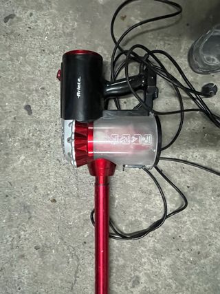 Aspiradora Handy Force Roja