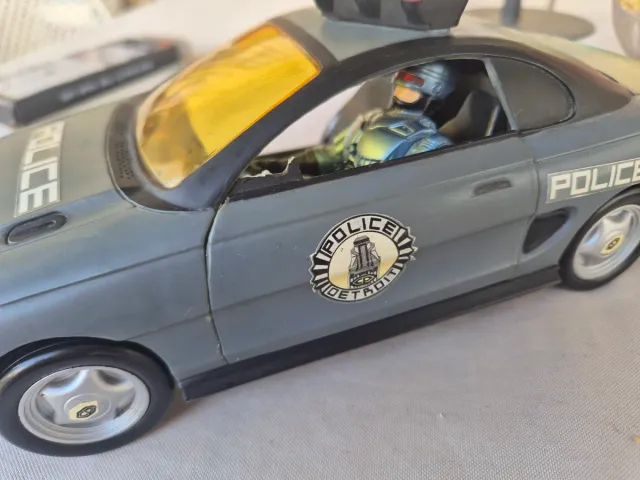 Robocop Coche Ford Interceptor Policía