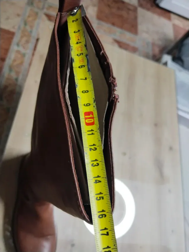 Stivali alti in pelle marroni