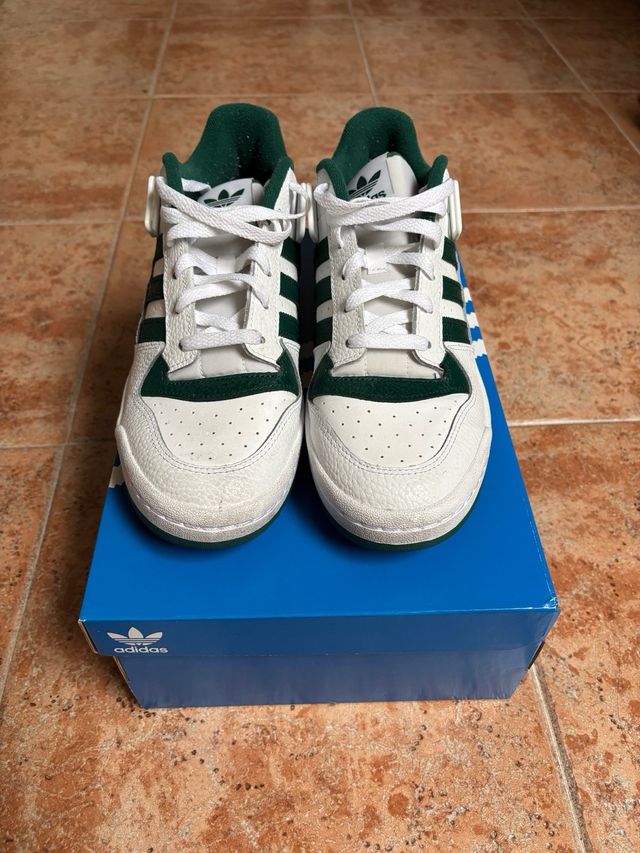 Adidas Forum Blancas y Verdes 42 2/3