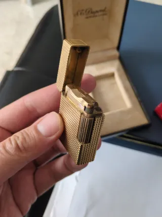 Dupont Chapado en Oro