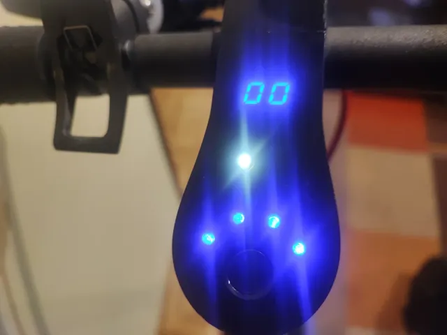 Lote 2 Patinetes Eléctricos