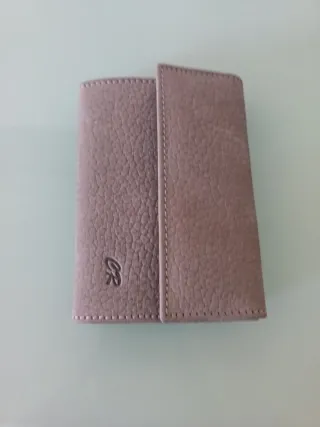 Cartera gris de piel l