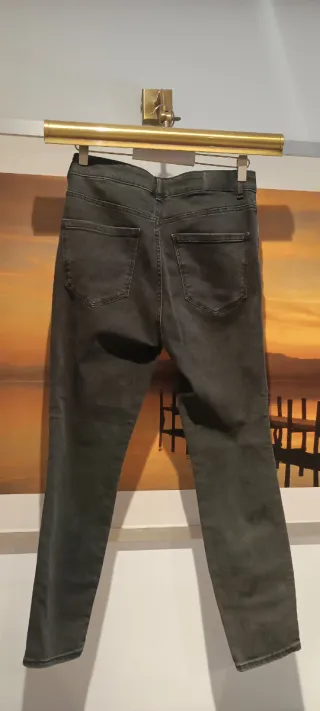 Pantalones vaqueros negros/grisáceos talla 38