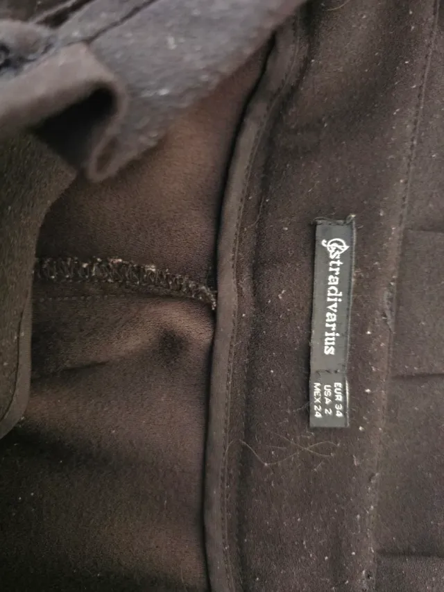 Calças pretas Stradivarius com cinto