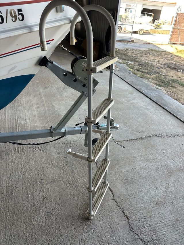 Escalera para barco