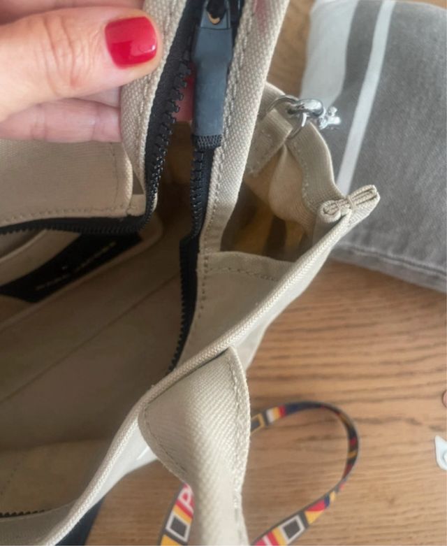 Bolso Tote Marc Jacobs Beige Negro