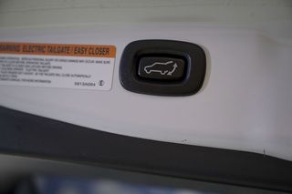 Mitsubishi Outlander   2.4 PHEV Kaiteki Auto 4WD